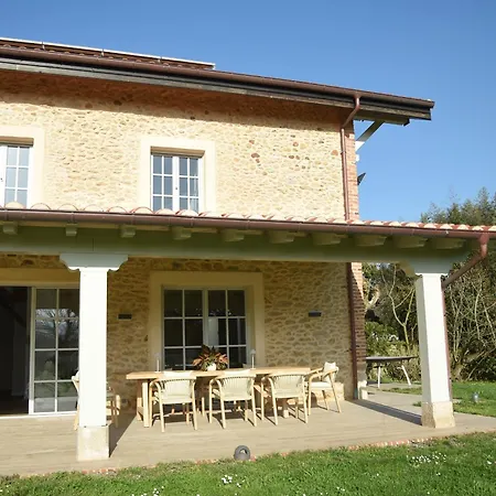 Casalis Villa Cubas (Cantabria)
