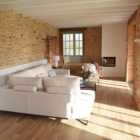 Casalis Villa *